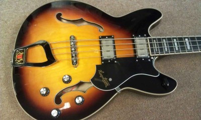 Hagstrom1-small.jpg