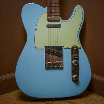 Daphne blue tele sml.jpg