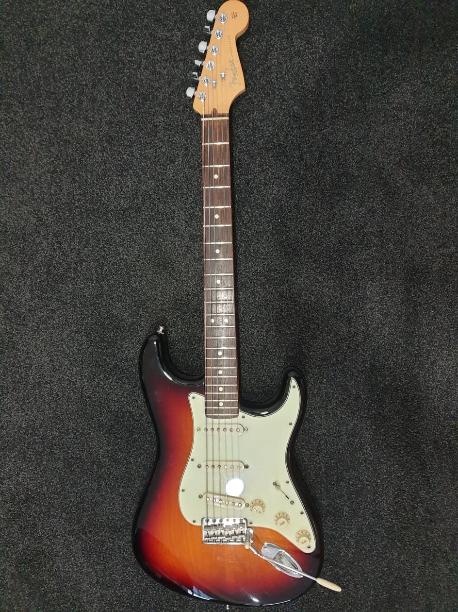 My Strat2 27-9-2019.jpg