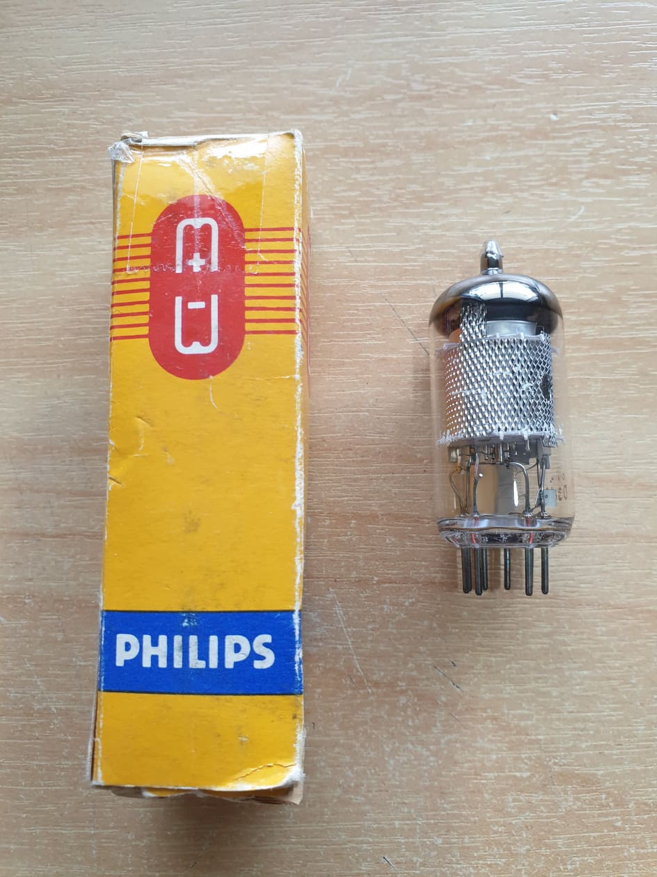 Philips EF86.jpg